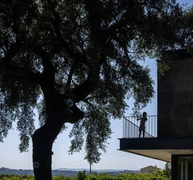 Casa do Sobreiro, minimaliste et généreuse